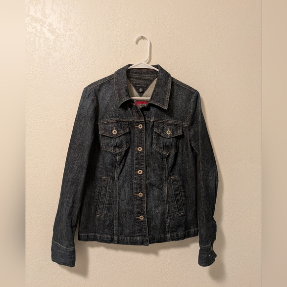 Tommy Hilfiger Jackets & Blazers - Tommy Hilfiger Denim Jacket.